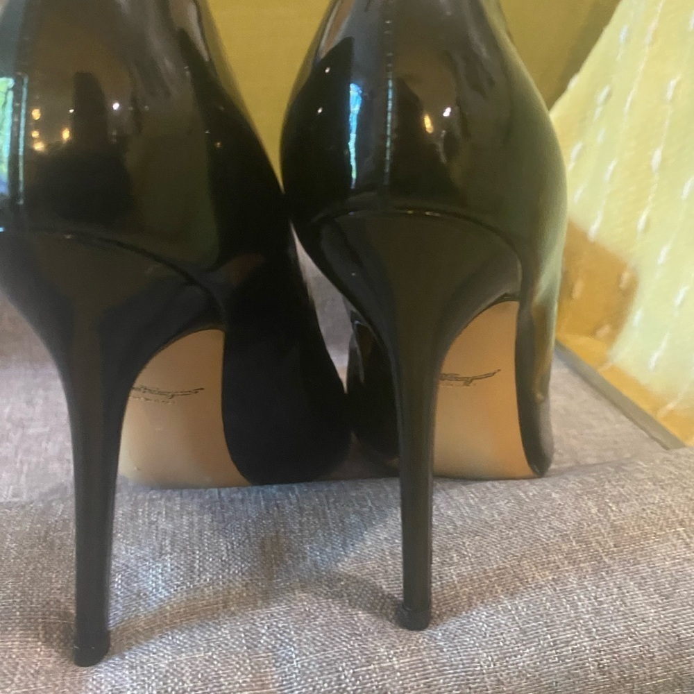 Salvatore Ferragamo Susi Black patent Leather Point Toe Pumps High Heels Shoe - Picture 4 of 8